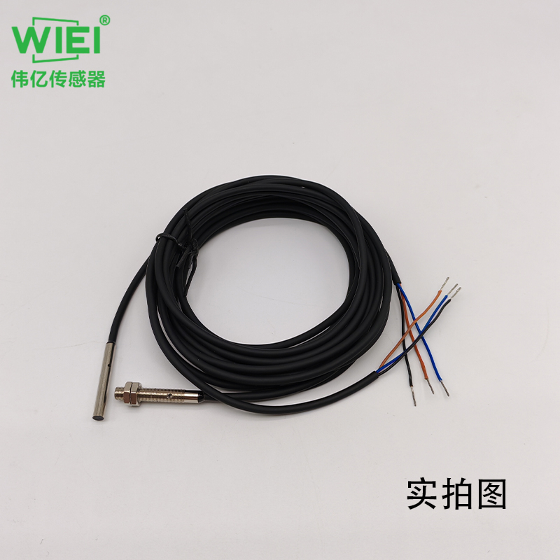 长距离圆柱型接近开关